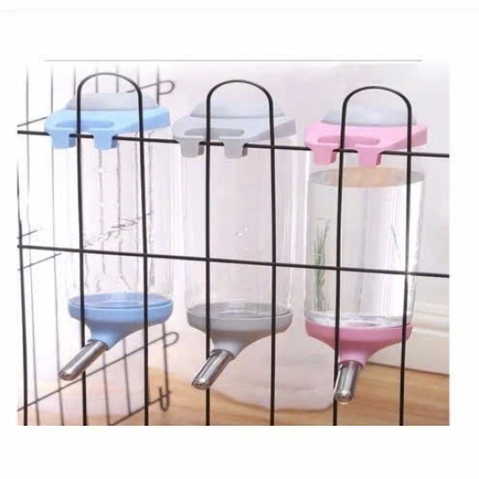 Bình nước gắn chuồng